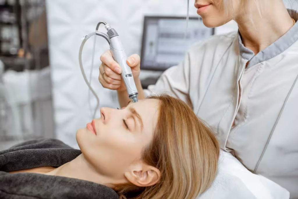 How to Get Your Cosmetology License in Florida: Step-by-Step Guide (2026)